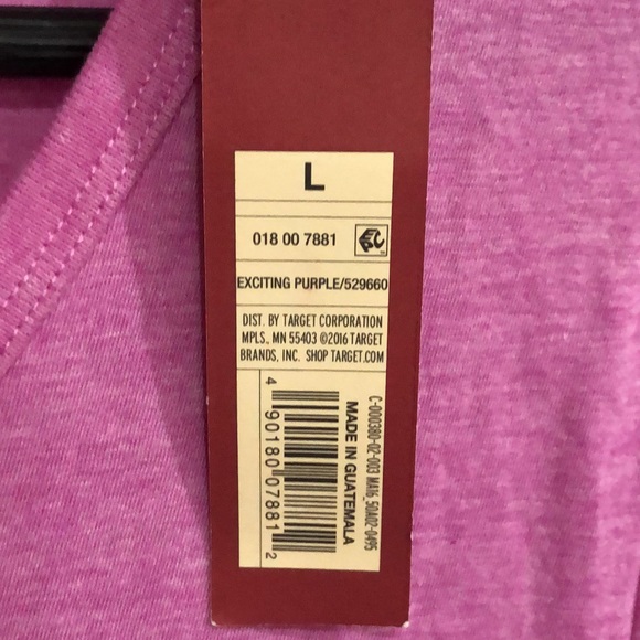 3/$15 SALE 💫 Merona Short Sleeve T-Shirt - Picture 3 of 6